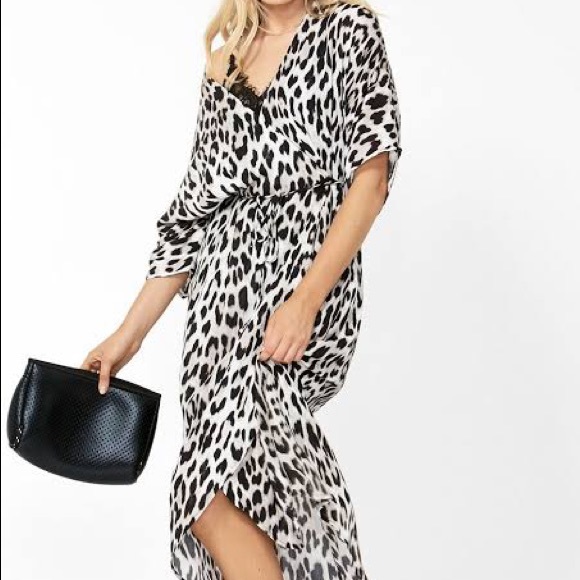 DECJUBA Amanda Kimono Sleeve Dress - Leopard Print - Picture 2 of 10